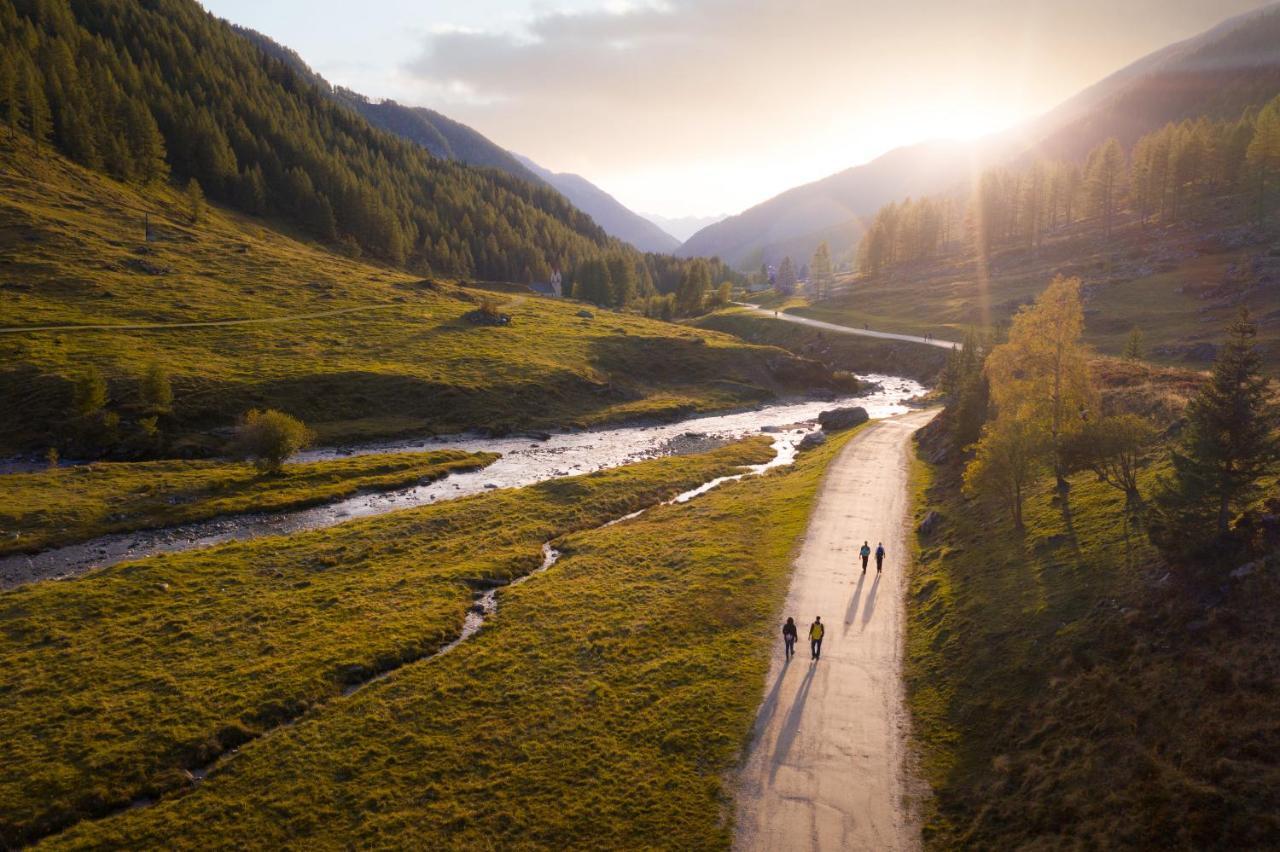 Hotel Adler Ahrntal Екстериор снимка