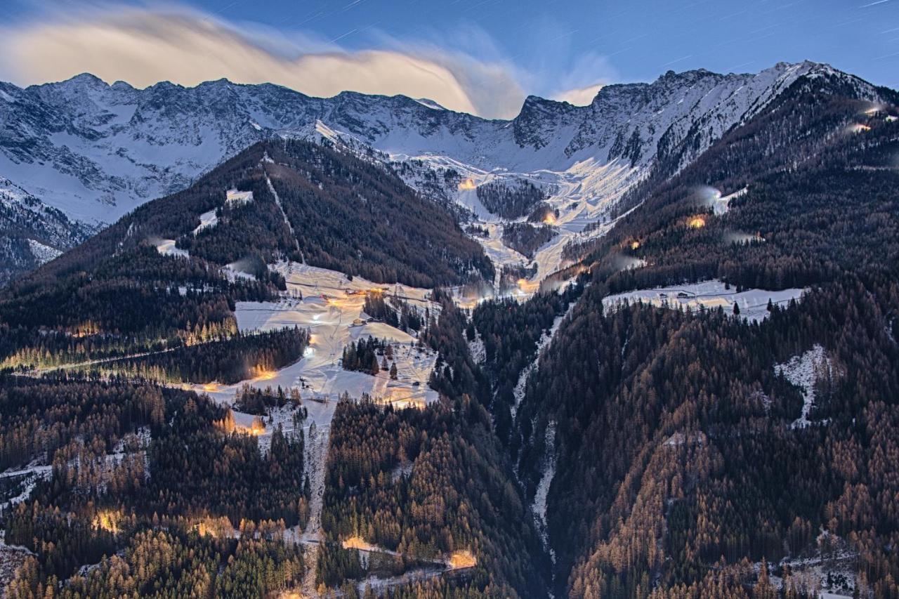Hotel Adler Ahrntal Екстериор снимка